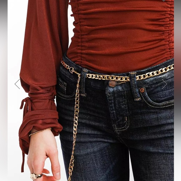 Free People Intimately Meant To Be Ruched Top Bell Sleeve in Cherry Chai -size M - Picture 4 of 13